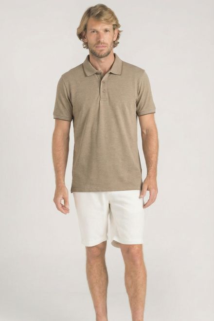 polo-khaki-dimensionada
